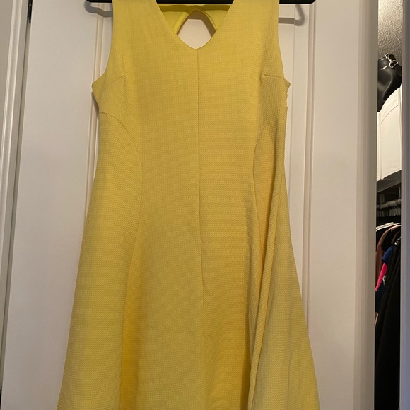 Tops and Dresses - Picture 15 of 16